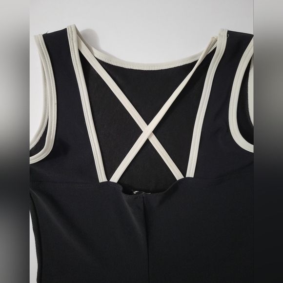 Per Seption Black And White Tenniscore Cross Back Dress - Picture 5 of 7